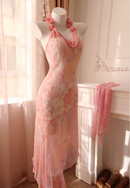 Süßes rosafarbenes Meerjungfrauen-Neckholder-Abendkleid aus Chiffon mit Perlen P4329