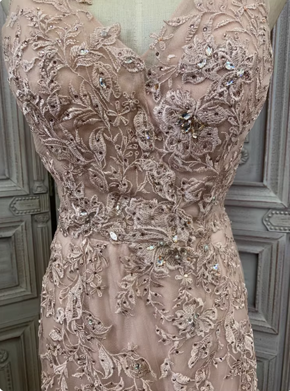 Elegantes rosa Meerjungfrau V-Ausschnitt Spitzenstickerei Tüll langes Ballkleid Abendkleid P4346