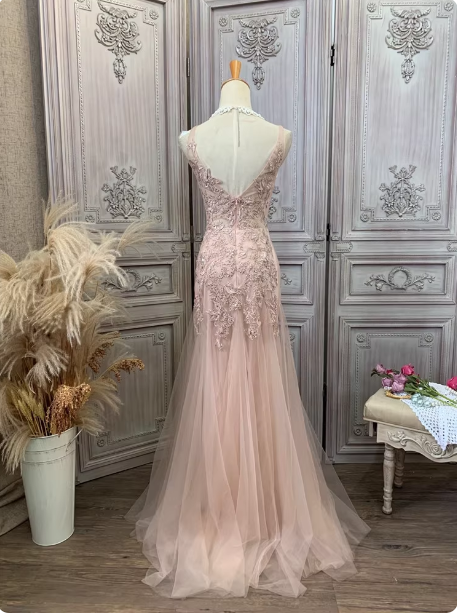 Elegantes rosa Meerjungfrau V-Ausschnitt Spitzenstickerei Tüll langes Ballkleid Abendkleid P4346