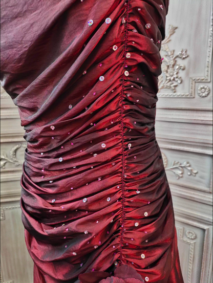 Elegantes Vintage Burgund Trägerloses Gerafftes Satin Langes Ballkleid Abendkleid P4351