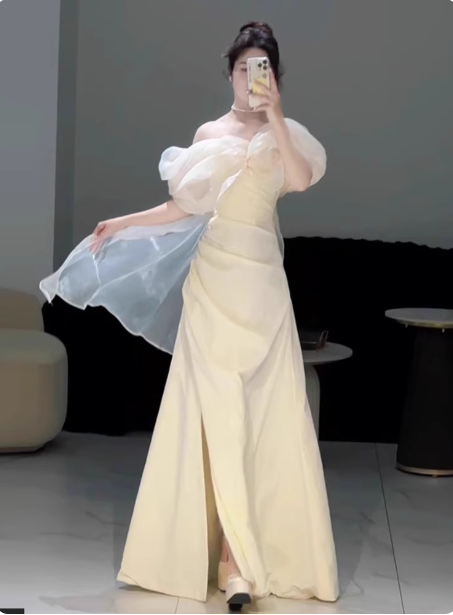 Süßes Cremegelb A-Linie Carmen-Ausschnitt Schleifenverziert Hoher Schlitz Satin Langes Ballkleid Abendkleid P4360