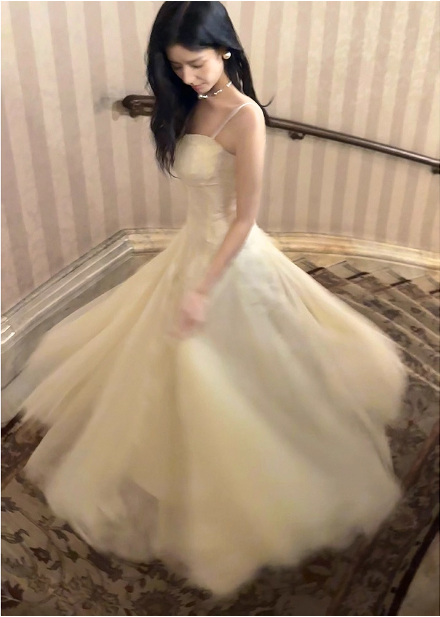 Süße Creme Aprikose A-Linie Spaghettiträger Spitze Tüll Langes Ballkleid Abendkleid P4365
