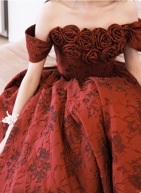 Vintage Rosenburgund Schulterfreies Jacquard-Satin-Ballkleid Abendkleid P4368