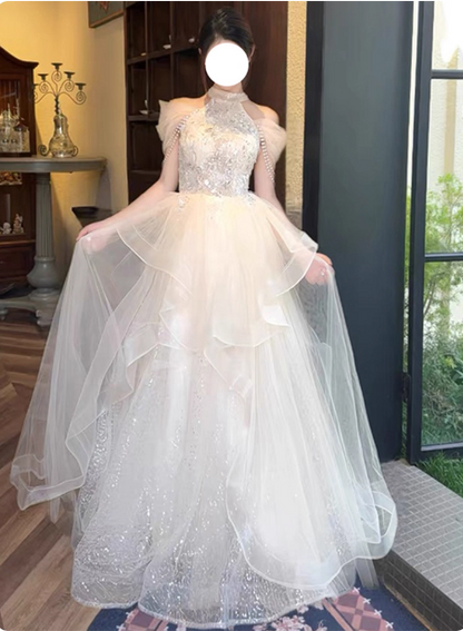 Prinzessin A-Linie Neckholder Pailletten bestickte gestufte Tüll langes Ballkleid Abendkleid P4377
