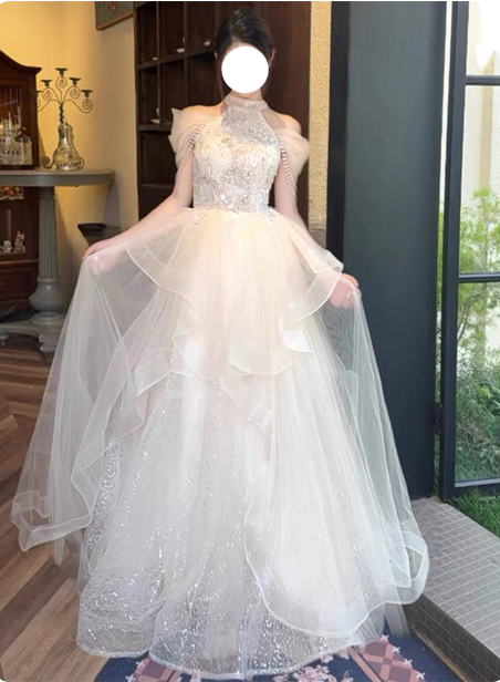 Prinzessin A-Linie Neckholder Pailletten bestickte gestufte Tüll langes Ballkleid Abendkleid P4377