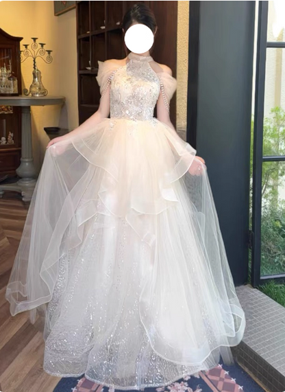 Prinzessin A-Linie Neckholder Pailletten bestickte gestufte Tüll langes Ballkleid Abendkleid P4377