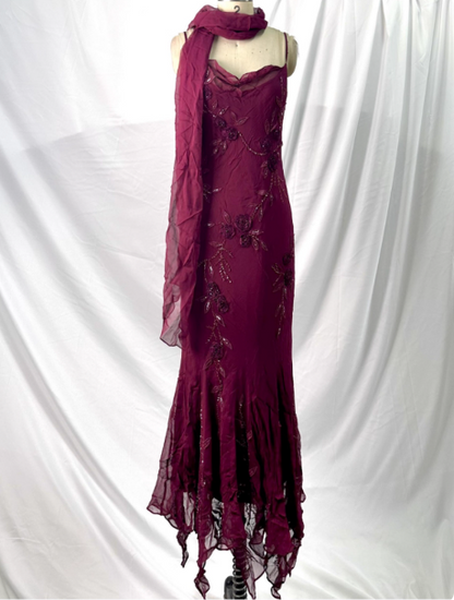 Elegant Vintage Burgundy Beaded Embroidery Thin Strap Mermaid Chiffon PreppyDress Elegant Vintage Burgundy Beaded Embroidery Thin Strap Mermaid Chiffon PreppyDress
