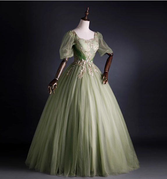 Princess Light Green Square Neck Puff Sleeve Gold Embroidery Tulle Ball Gown Evening Dress Sweet 16 Dress P4398