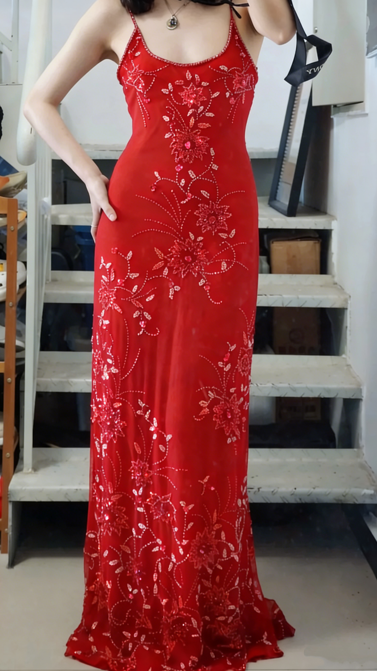 Elegantes lila U-Boot-Ausschnitt Chiffon Perlen Spaghetti-Träger Ballkleid P3493