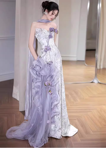 Wunderschönes lila-weißes trägerloses Ballkleid mit 3D-Blumen aus Tüll und Satin, langes Abschlussballkleid Abendkleid P4430
