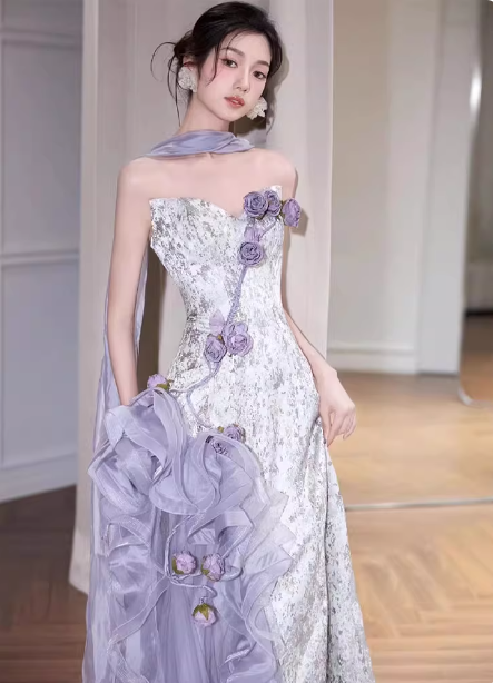 Wunderschönes lila-weißes trägerloses Ballkleid mit 3D-Blumen aus Tüll und Satin, langes Abschlussballkleid Abendkleid P4430