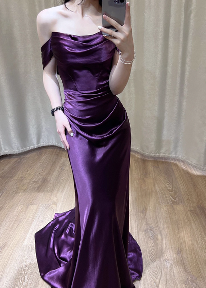 Sexy Dunkellila Meerjungfrauen-Abendkleid aus Satin, schulterfrei, langes Ballkleid P4434