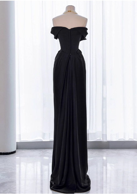 Elegantes, schwarzes, tailliertes, schulterfreies Satin-Ballkleid Abendkleid P4437