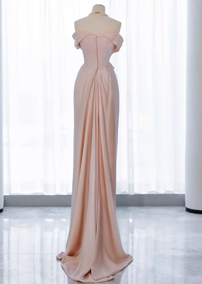 Elegantes, schwarzes, tailliertes, schulterfreies Satin-Ballkleid Abendkleid P4437