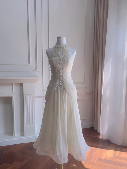 Elegantes elfenbeinfarbenes A-Linien Neckholder Perlen Falten Chiffon Ballkleid Abendkleid P4044