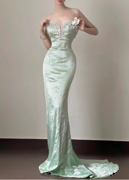 Elegantes, helles mintgrünes Meerjungfrauen-Abendkleid mit Herzausschnitt, Perlen-Rücken und glänzendem Satin-Schleppe, Ballkleid P4449