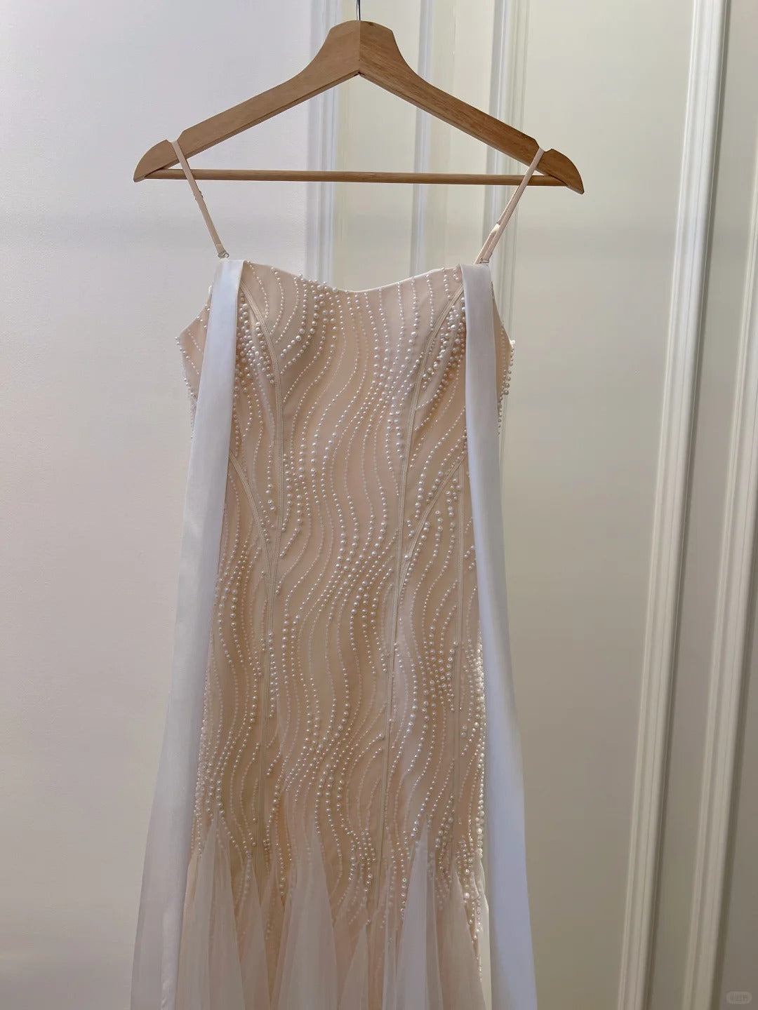 Elegant A-line Strap Pearl Tulle Long Prom Dress Evening Dress P4045