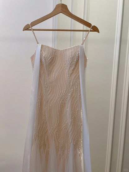 Elegantes A-Linien-Träger-Perlen-Tüll-langes Ballkleid Abendkleid P4045