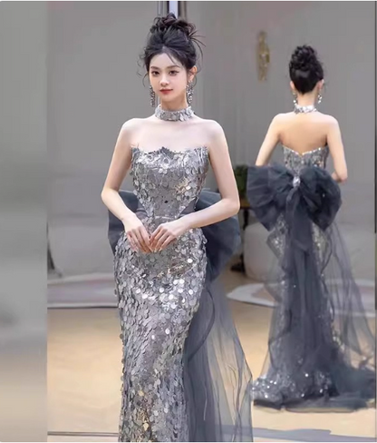 Wunderschönes silbernes Meerjungfrauen-Trägerkleid mit Schleife, Pailletten und Schleppe, Ballkleid Abendkleid P4460