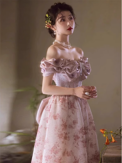 Französisches rosa bedrucktes A-Linien-Off-Shoulder-Kleid mit Schleife aus Tüll, langes Ballkleid, Abendkleid P4471