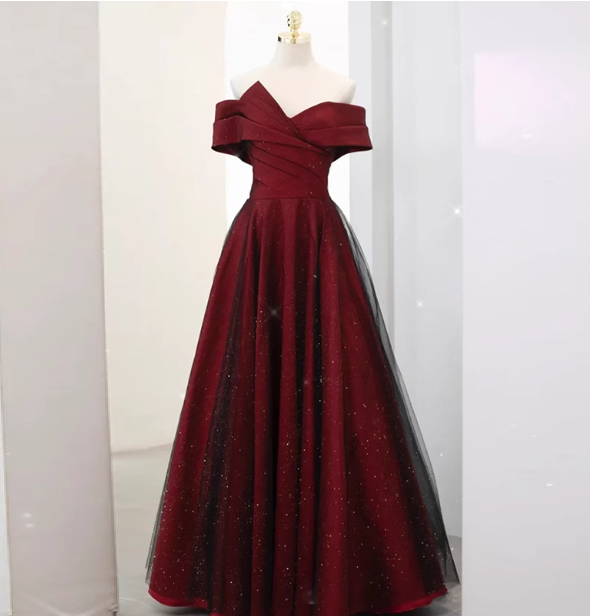 Elegantes burgunderrotes schulterfreies A-Linien-Satin-Tüll-langes Ballkleid Abendkleid P4472
