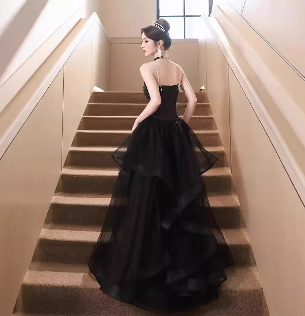 Sexy schwarzes Spaghettiträger-V-Ausschnitt-Kleid mit Pailletten und Tüll, langes Ballkleid Abendkleid P4476