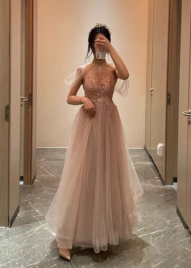 Elegantes pinkfarbenes A-Linien-Neckholder-Tüllkleid, langes Ballkleid, Abendkleid P4483