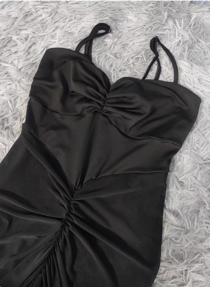Elegantes schwarzes Meerjungfrau-Spaghettiträger-Kleid mit Raffungen aus Chiffon, langes Ballkleid Abendkleid P4486