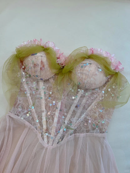 Robe de soirée longue trapèze en tulle à paillettes avec bretelles rose doux P4049