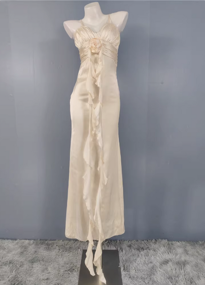 Elegantes, cremefarbenes, aprikotfarbenes, gerüschtes Spaghetti-Träger-V-Ausschnitt-Satin-Abendkleid, langes Ballkleid, Brautjungfernkleid P4493