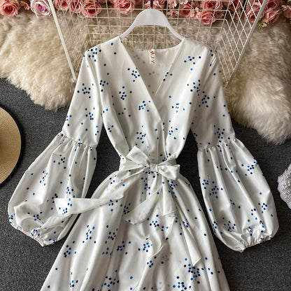 Robe col V blanche manches longues Robe tendance P339