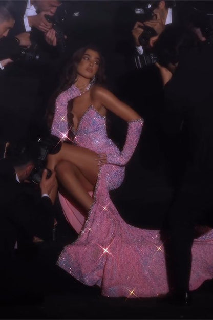 Wunderschönes pinkes ärmelloses Meerjungfrauen-Ballkleid mit Schlitz vorne und Glitzer für Geburtstags-Outfits P373