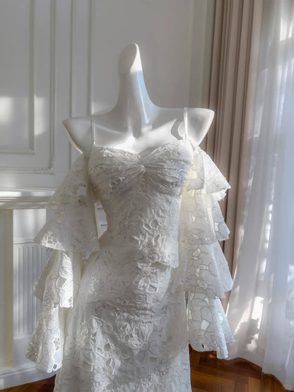 Elegantes weißes Meerjungfrauen-Abendkleid, schulterfrei, mit Spitze, lang, für den Abschlussball P4051