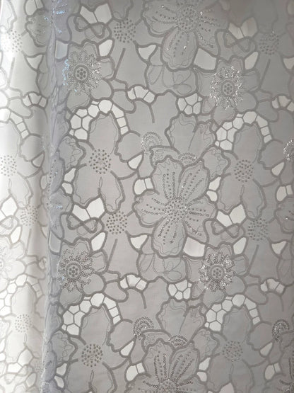 Elegantes weißes Meerjungfrauen-Abendkleid, schulterfrei, mit Spitze, lang, für den Abschlussball P4051