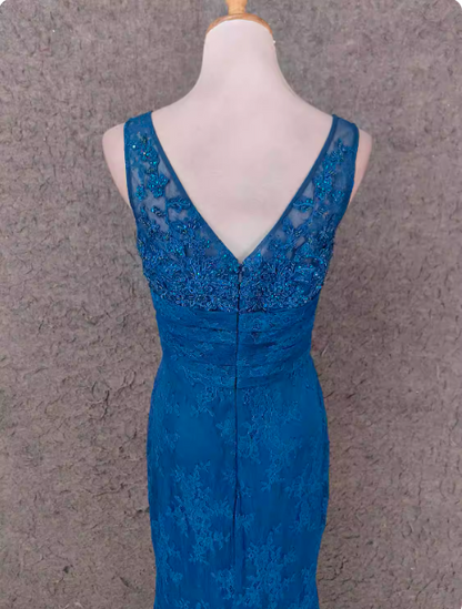 Elegantes Vintage Königblaues V-Ausschnitt Spitzen Langes Ballkleid Abendkleid P4521