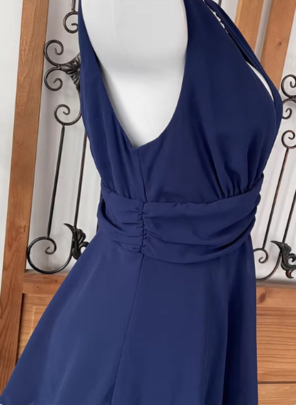 Elegantes marineblaues A-Linien-Abendkleid aus Chiffon mit V-Ausschnitt, Rüschen und Lagenlook P4527