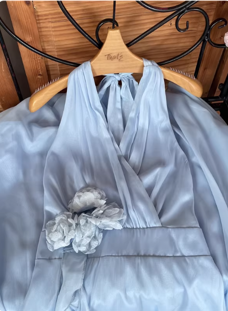 Elegant Light Blue A-line Halter V-neck 3D Floral Chiffon Long Prom Dress Evening Dress P4541