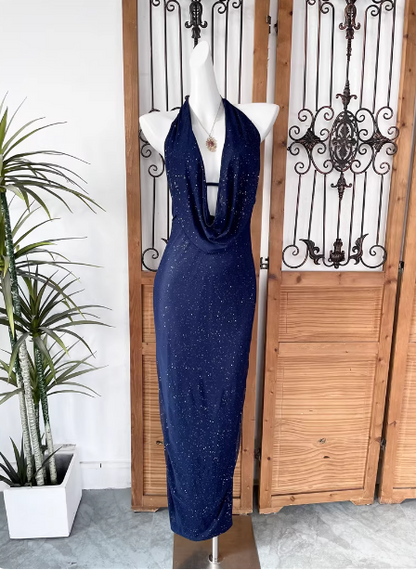 Elegantes marineblaues Neckholder-rückenfreies Glitzer-Satin-Kleid langes Ballkleid Abendkleid P4543