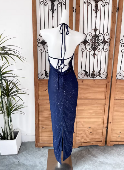 Elegantes marineblaues Neckholder-rückenfreies Glitzer-Satin-Kleid langes Ballkleid Abendkleid P4543