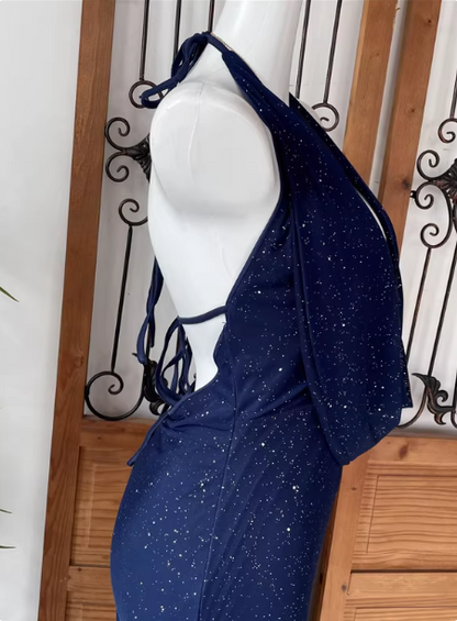 Elegantes marineblaues Neckholder-rückenfreies Glitzer-Satin-Kleid langes Ballkleid Abendkleid P4543