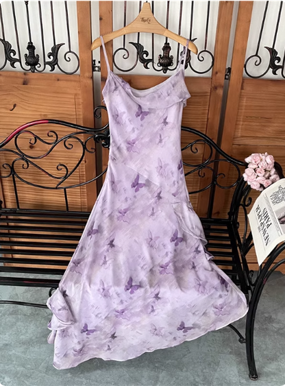 Wunderschönes, hellviolettes Chiffon-Ballkleid mit Spaghettiträgern und Schmetterlingsdruck P4546