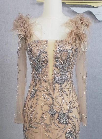 Vintage Champagner Meerjungfrau Langarm Carré-Ausschnitt Feder Perlen Tüll Langes Abschlussballkleid Abendkleid P4550