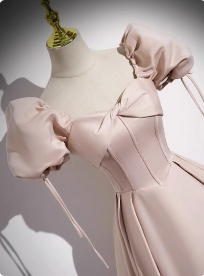 Süßes rosafarbenes A-Linien-Ballkleid mit eckigem Ausschnitt und Puffärmeln aus Satin, langes Abendkleid P4570