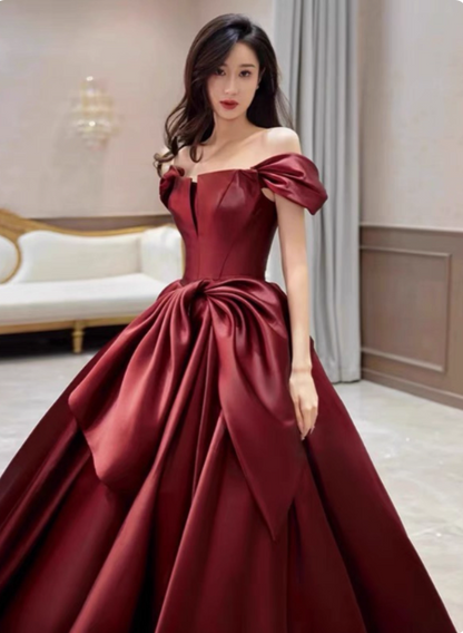 Elegantes burgunderrotes A-Linien Off-Shoulder Ballkleid aus Satin mit Schleife und Schleppe Abendkleid P4571