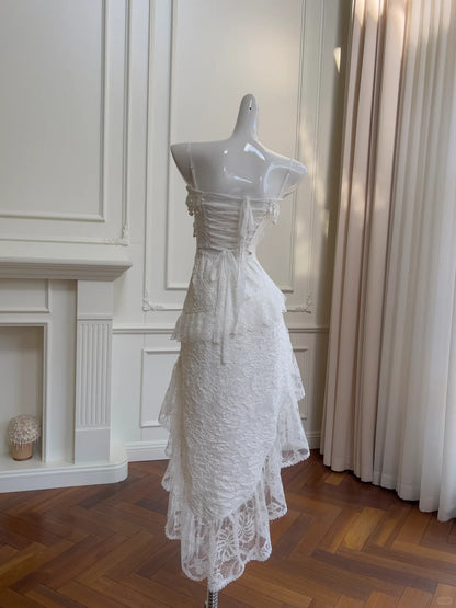 Vintage Wunderschönes weißes, unregelmäßiges Träger-Perlen-Spitzen-Ballkleid Abendkleid Brautjungfernkleid P4058