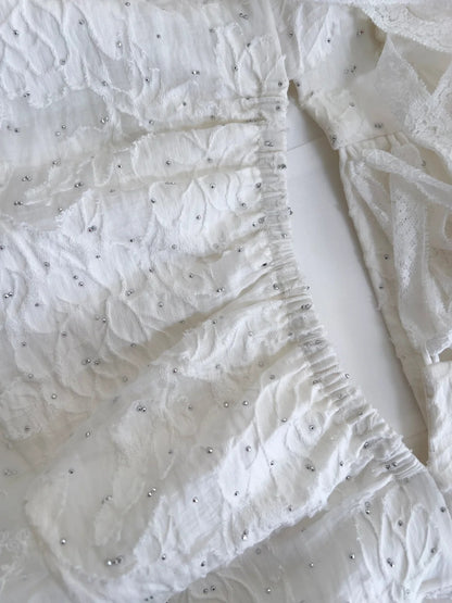 Vintage Wunderschönes weißes, unregelmäßiges Träger-Perlen-Spitzen-Ballkleid Abendkleid Brautjungfernkleid P4058