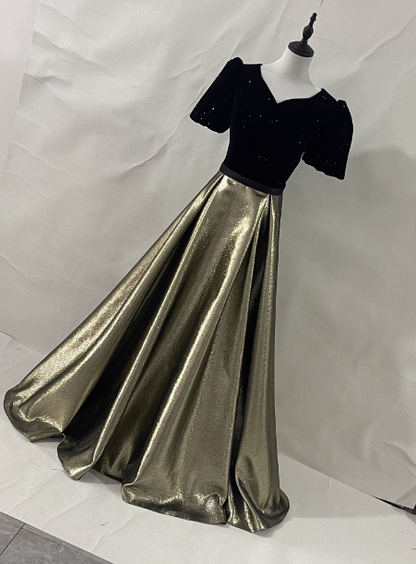 Vintage A-Linien Ballkleid Abendkleid in Schwarz & Gold mit V-Ausschnitt und kurzen Ärmeln aus Samt und Satin P4594