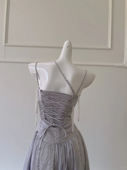 Glitzerndes A-Linien-Träger Pailletten Quasten Tüll Langes Ballkleid Abendkleid P4060