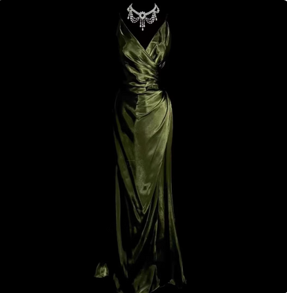 Vintage Smaragdgrünes V-Ausschnitt Rüschen Satin Langes Ballkleid Abendkleid P4612