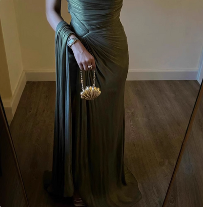 Elegantes olivgrünes, asymmetrisches Satin-Abendkleid mit Rüschen und Schlitz P4614